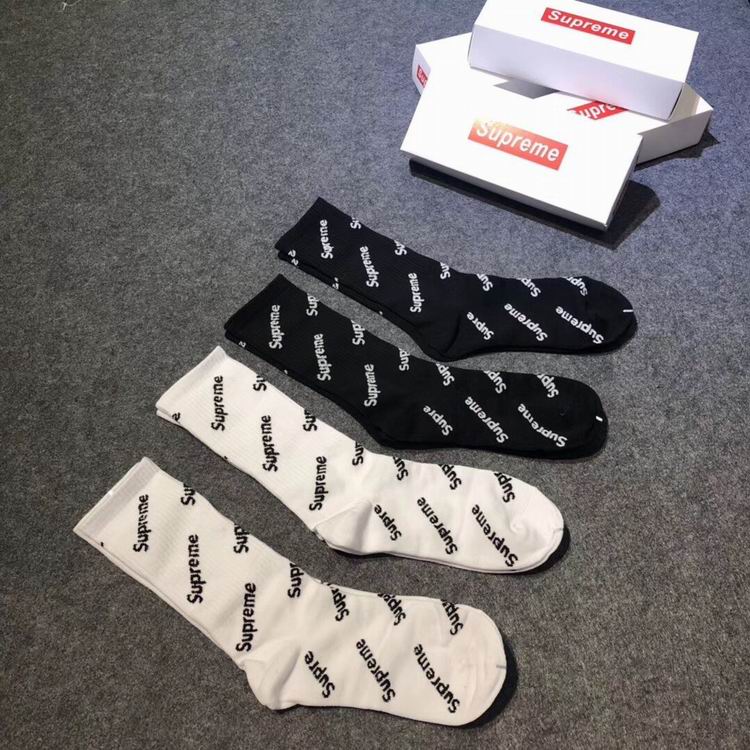 Supreme Sock 08